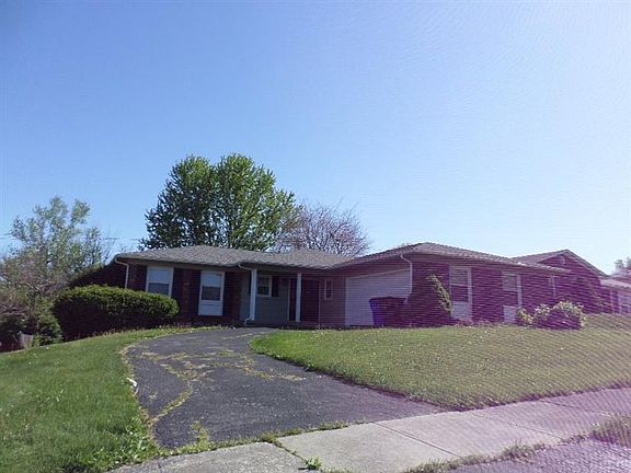 2nd image of 729 Damel Ct