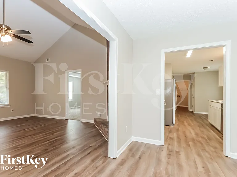 290 Willow Shoals Dr — Photo 6