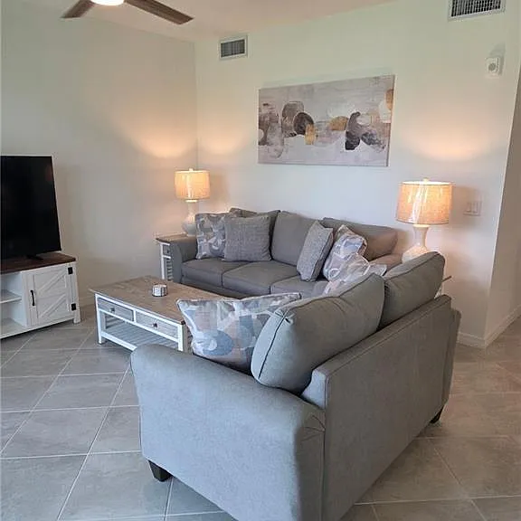 18421 Copperhead Ct N #217 — Photo 8