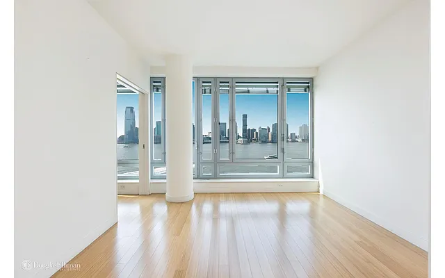 Rented by Douglas Elliman | media 26