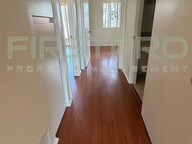 16824 Holly Dr #8 — Photo 5