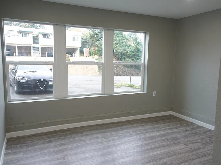 10730 Myers Way S #1 — Photo 11