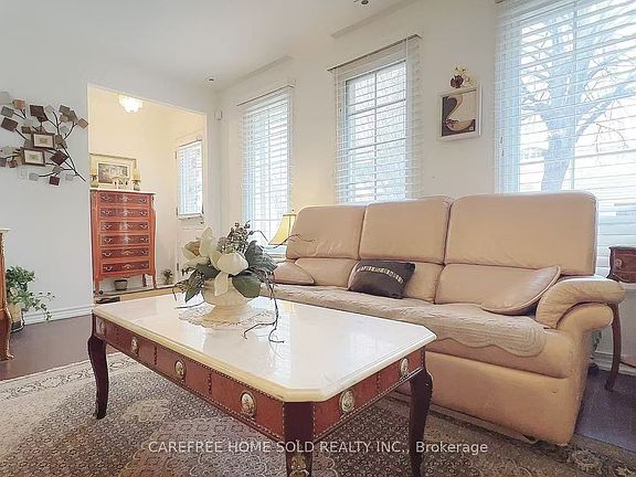 4th image of 151 Townsgate Dr #8