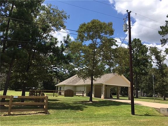4th image of 22603 Meadowsweet Dr