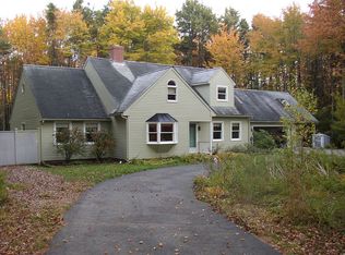 10 Sea Garden Cir, Kennebunk, ME 04043