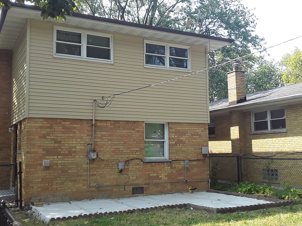 2nd image of 11659 S Loomis St