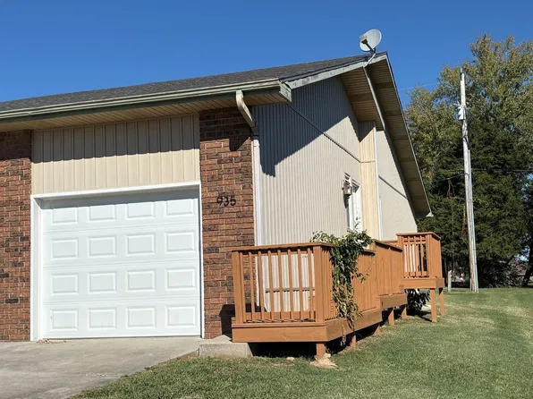 935-941 Ryan Ct