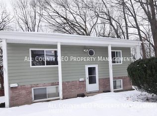 1925 6th St SW, Akron, OH 44314