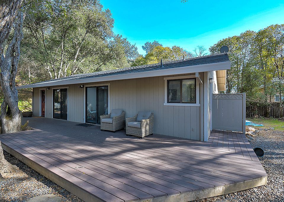 1st image of 26835 Madrone Dr