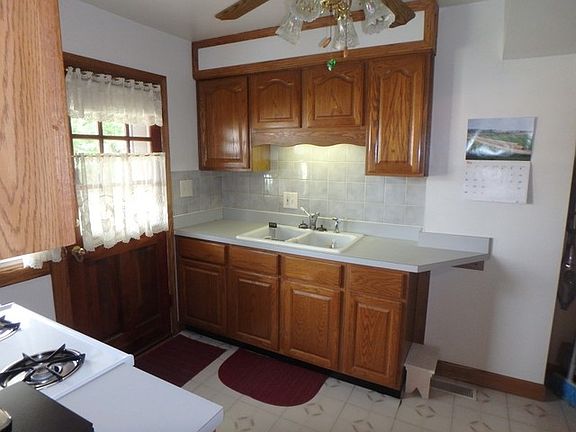 4th image of 10635 S Artesian Ave