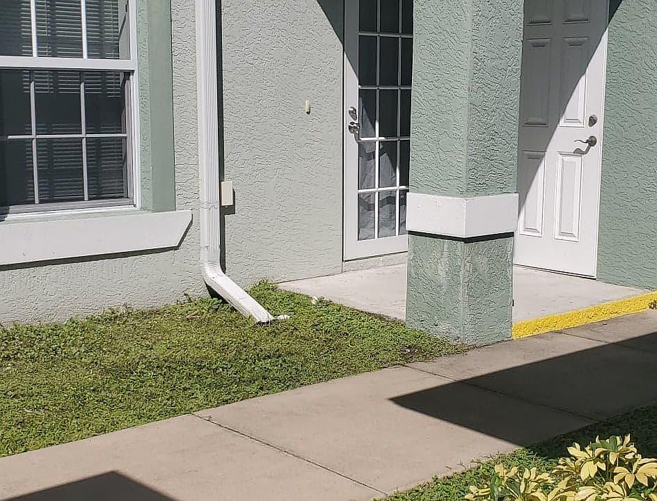 1st image of 4520 S Biscayne Dr