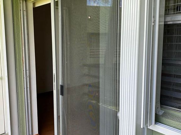 5th image of 11153 NW 7th St APT 203