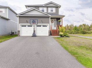 85 Douglas Dr, Bracebridge, ON P1L 0L3
