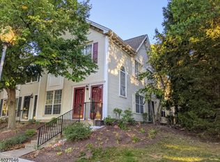 84 Edward Dr, Franklin Park, NJ 08823
