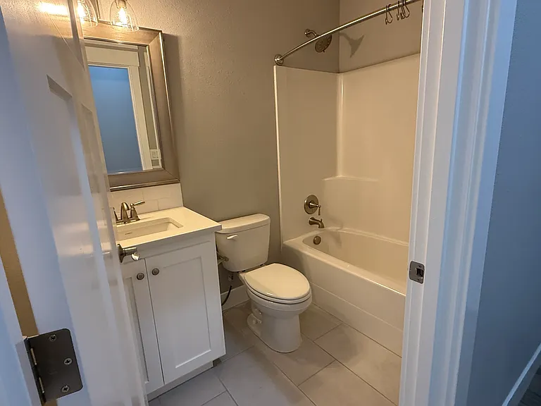 224 Claret Dr — Photo 3