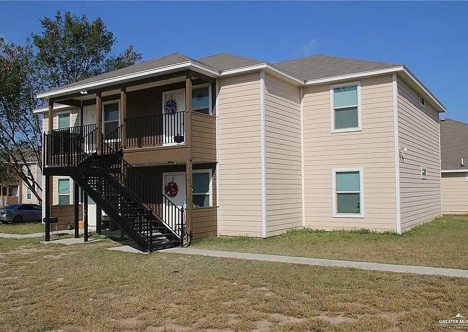 1st image of 206 N Linares St