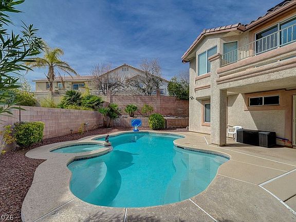 4th image of 500 Ruby Vista Ct