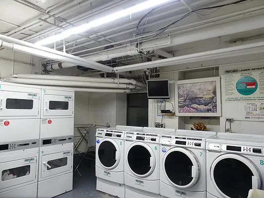 Rented by Babad Management | media 35