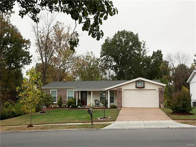 4881 Towne South Rd photo 1