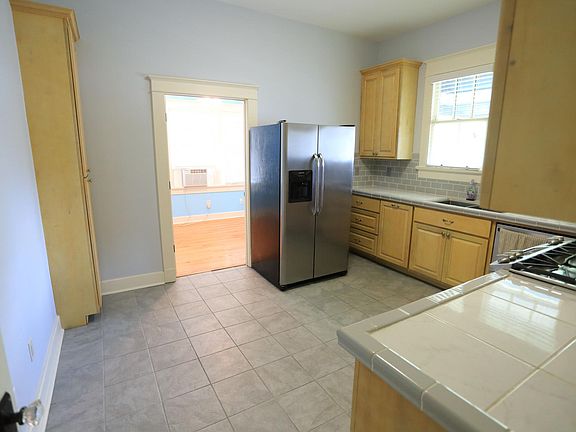 ........Kitchen with view of sun room