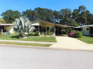 5520 Riviera Dr, Zephyrhills, FL 33541