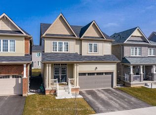 10 Froggy Dr, Thorold, ON L3B 0G8