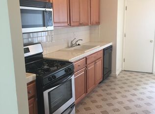 706 W Maple Ave, Orange, CA 92868