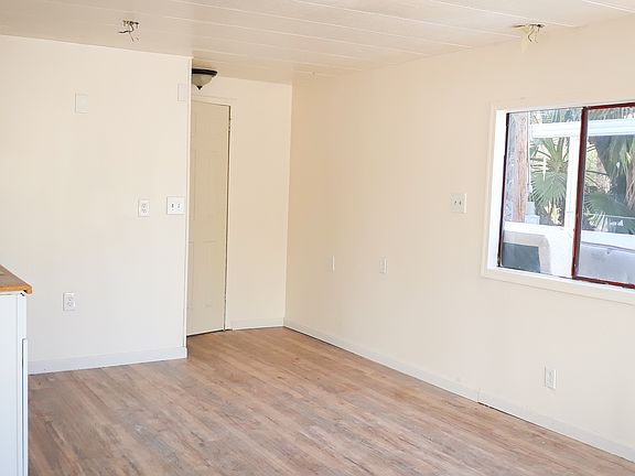 4th image of 1067 W Miracle Mile Unit 26