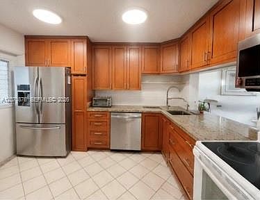 4th image of 215 SE 3rd Ave APT 308C