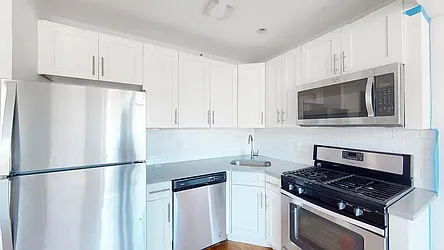 Rented by Makover Group Inc