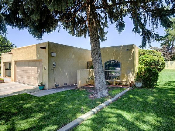 2nd image of 4725 San Pedro Dr NE Unit 1