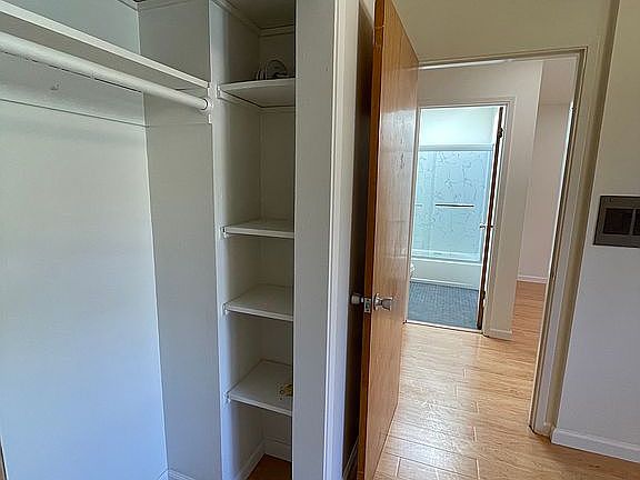 4th image of 2749 Golden Gate Ave #5