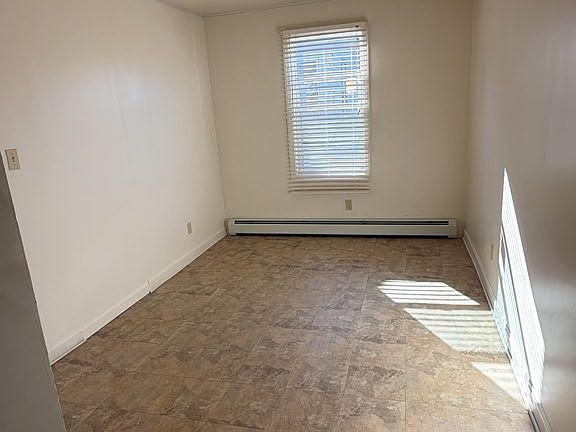 5th image of 30 Park St #3