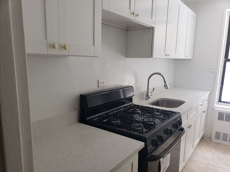 1st image of 1770 E 14th St #2
