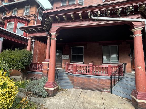 5th image of 4613 Spruce St #1FR
