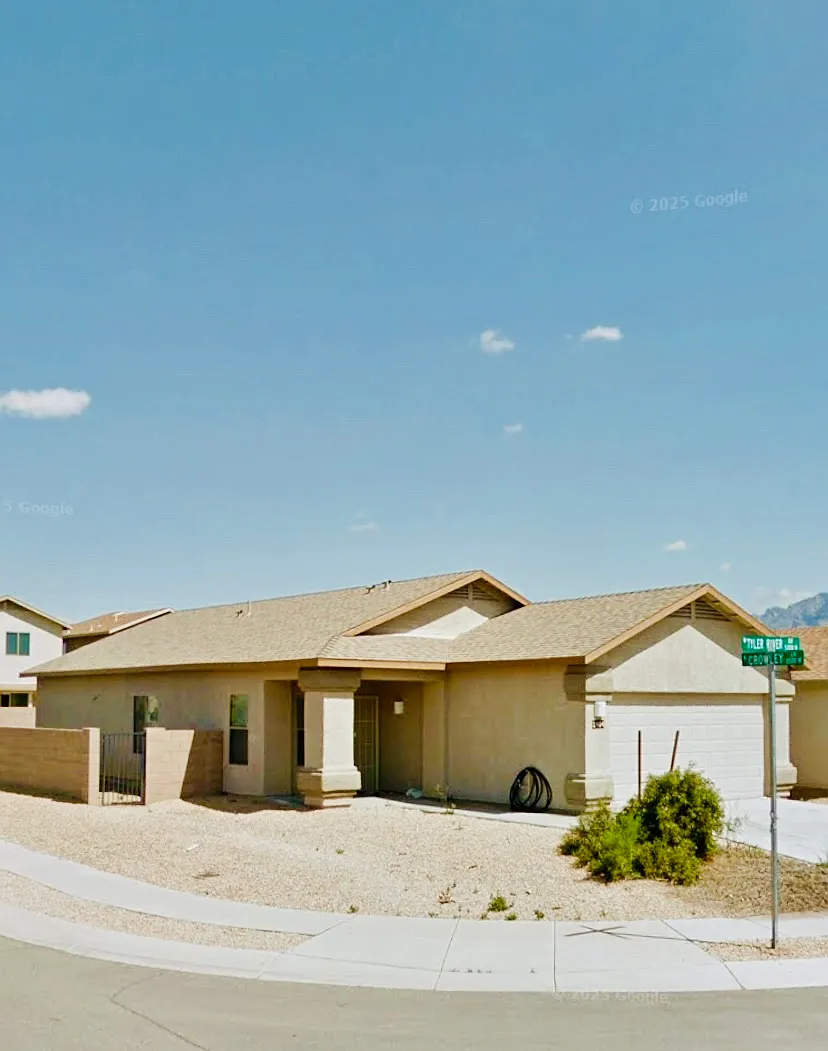 Building Photo - 2484 W Tyler River Dr