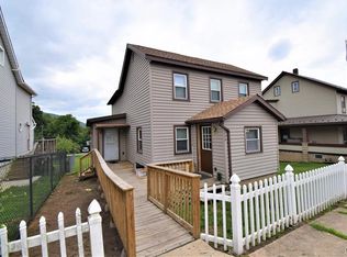 334 White Ln, Palmerton, PA 18071