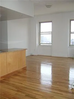 Rented by Triumph Property Group | media 27