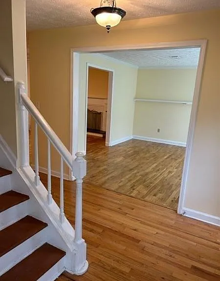 4921 Heritage Trace Ct — Photo 4