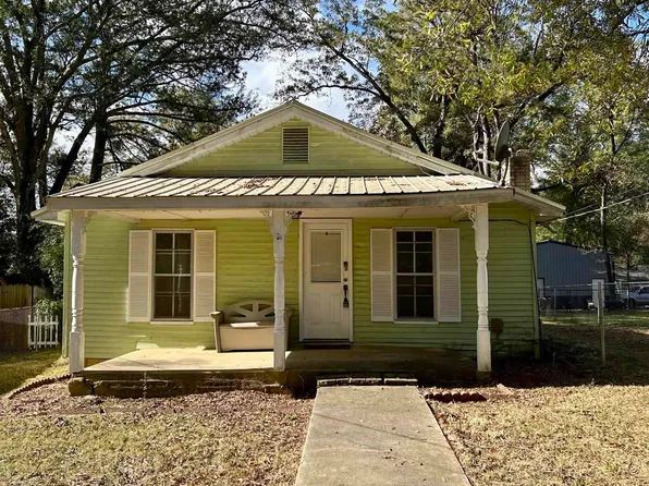 110 Goodwin St, Columbiana, AL 35051