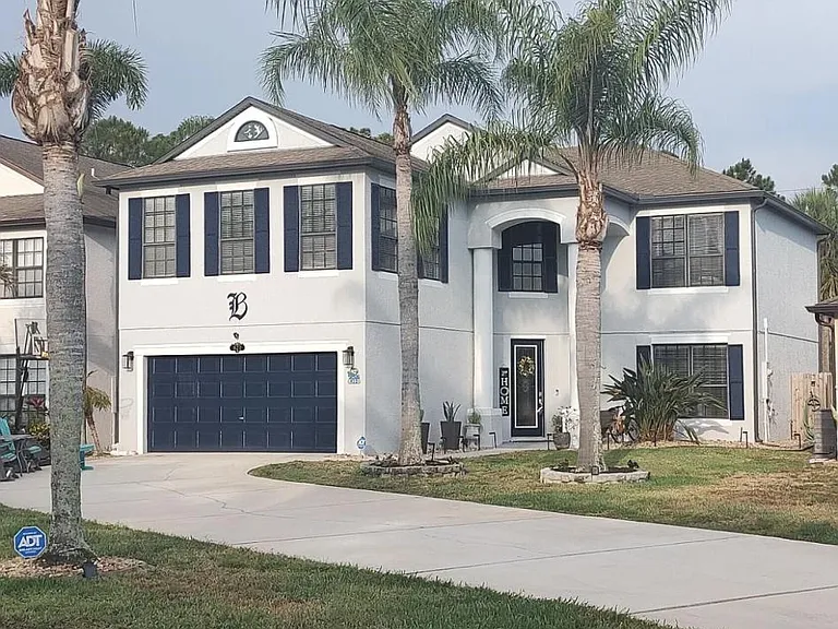 822 Marian Ct — Photo 1