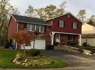 108 Carlsbad Ct, Latrobe, PA 15650