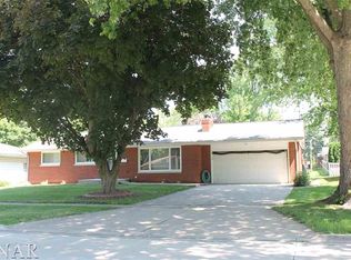 406 E Lincoln St, Normal, IL 61761