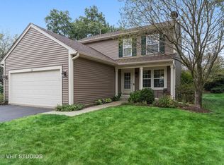 532 Arbor Ln, South Elgin, IL 60177