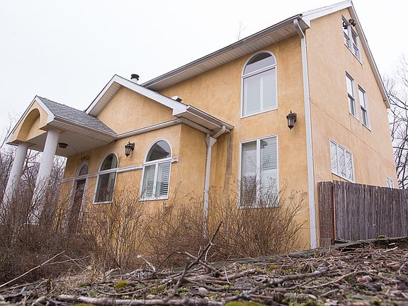 3rd image of 5422 Sylvan Ave