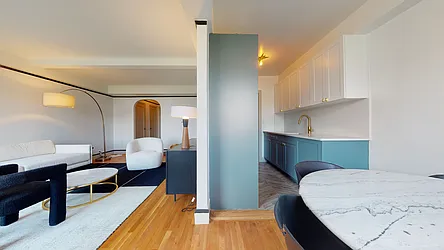 Rented by Bond New York