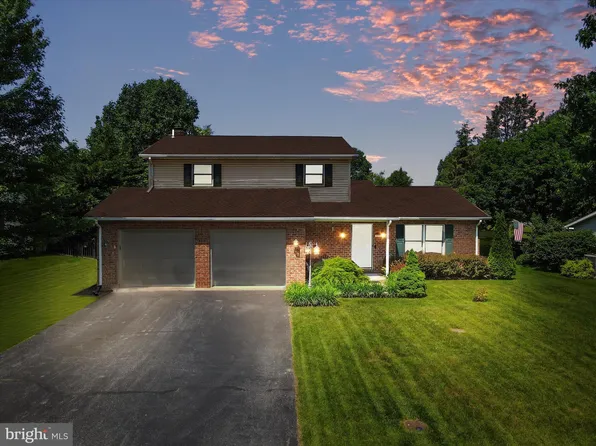 3479 Carnoustie Dr, Chambersburg, PA 17202