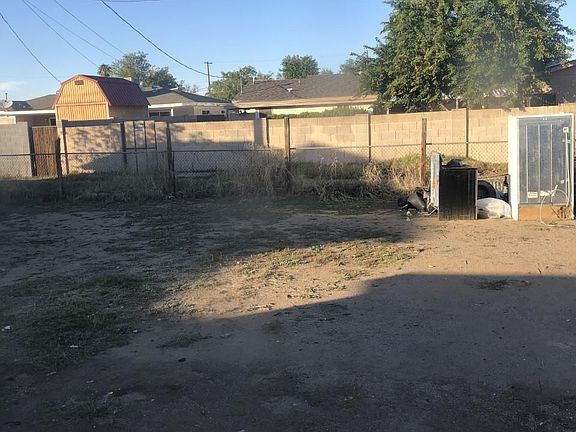 5th image of 2838 W Glenrosa Ave