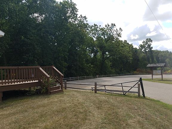 2nd image of 600 E Jameson Ave