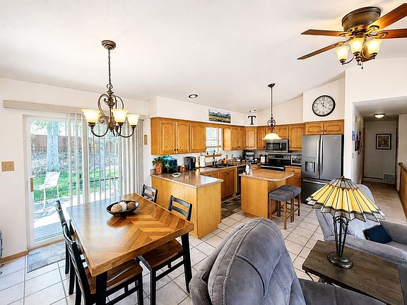 5th image of 1246 Taylor Street